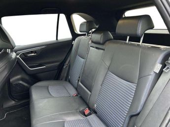 Toyota RAV4 2.5 VVT-i Hybrid Dynamic 5dr CVT 2WD