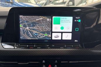 Volkswagen Golf 1.5 eTSI R-Line 5dr DSG