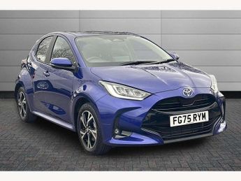 Toyota Yaris 1.5 Hybrid Design 5dr CVT