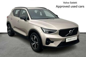 Volvo XC40 2.0 B3P Plus Dark 5dr Auto