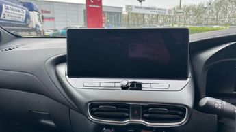 Nissan Juke 1.6 Hybrid N-Connecta 5dr Auto