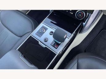 Land Rover Range Rover 3.0 D300 HSE 4dr Auto