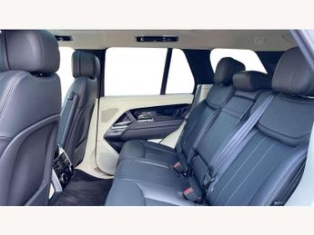 Land Rover Range Rover 3.0 D300 HSE 4dr Auto