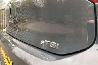 Volkswagen Golf 1.5 eTSI 150 Style 5dr DSG