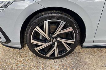 Volkswagen Golf Estate 1.5 eTSI 150 R-Line 5dr DSG