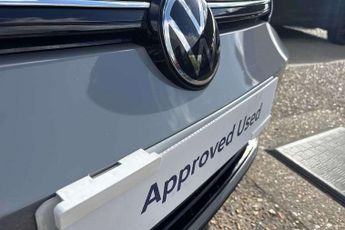 Volkswagen Golf Estate 1.5 eTSI 150 R-Line 5dr DSG