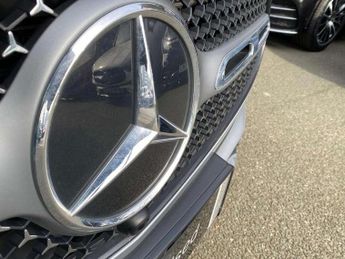 Mercedes-Benz GLC GLC 300 4Matic AMG Line 5dr 9G-Tronic