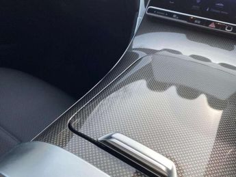 Mercedes-Benz GLC GLC 300 4Matic AMG Line 5dr 9G-Tronic