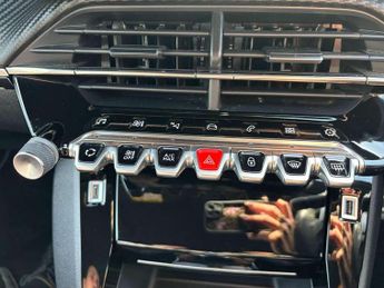 Peugeot 208 1.2 PureTech 100 GT Line 5dr EAT8