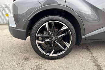 Toyota C-HR 1.8 Hybrid GR Sport 5dr CVT
