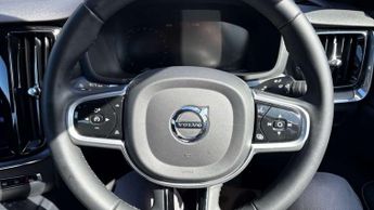 Volvo S60 2.0 B5P R DESIGN 4dr Auto