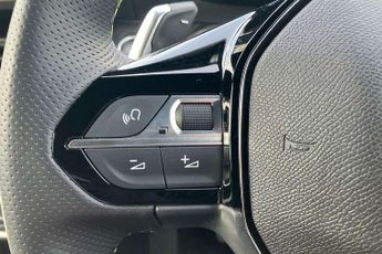 Peugeot 2008 1.2 Hybrid 145 GT 5dr e-DSC6