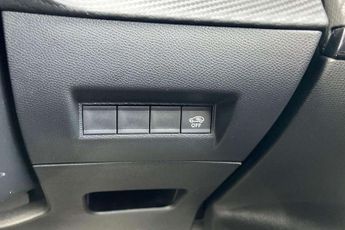 Peugeot 2008 1.2 Hybrid 145 GT 5dr e-DSC6