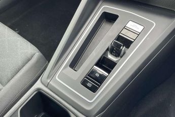 Volkswagen Golf 1.5 eTSI 150 Life 5dr DSG