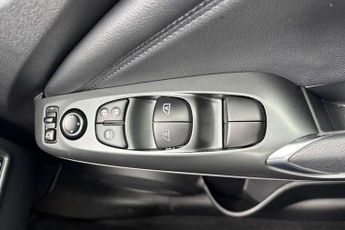 Nissan Juke 1.6 Hybrid N-Connecta 5dr Auto