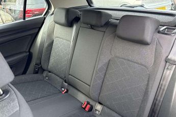 Volkswagen Golf 1.0 eTSI Life 5dr DSG