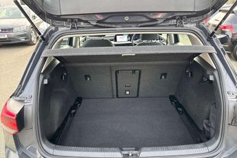 Volkswagen Golf 1.0 eTSI Life 5dr DSG