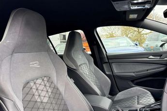 Volkswagen Golf 1.5 eTSI 150 R-Line 5dr DSG