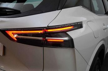 Nissan Qashqai 1.3 DiG-T MH Acenta Premium 5dr