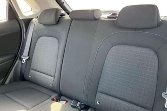 Hyundai Kona 1.6 GDi Hybrid Premium 5dr DCT
