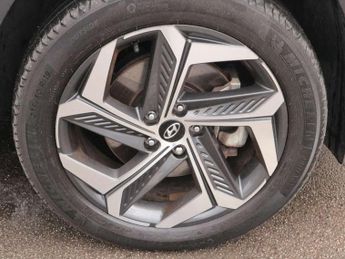 Hyundai Tucson 1.6 TGDi Plug-in Hybrid Premium 5dr 4WD Auto