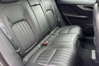 Jaguar F-Pace 3.0d V6 Portfolio 5dr Auto AWD