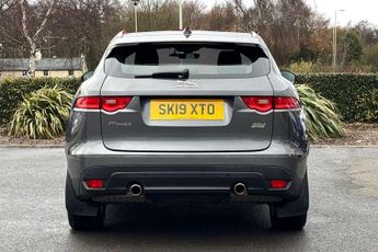 Jaguar F-Pace 3.0d V6 Portfolio 5dr Auto AWD