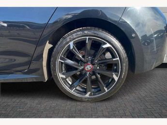 Toyota Corolla 1.8 VVT-i Hybrid GR Sport 5dr CVT