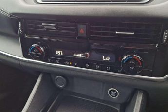 Nissan Qashqai 1.3 DiG-T MH 158 Acenta Premium 5dr Xtronic