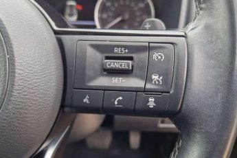 Nissan Qashqai 1.3 DiG-T MH 158 Acenta Premium 5dr Xtronic