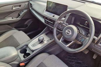 Nissan Qashqai 1.3 DiG-T MH 158 N-Connecta 5dr Xtronic