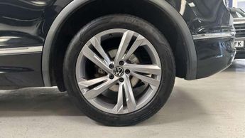 Volkswagen Tiguan 2.0 TDI R-Line Edition 5dr DSG