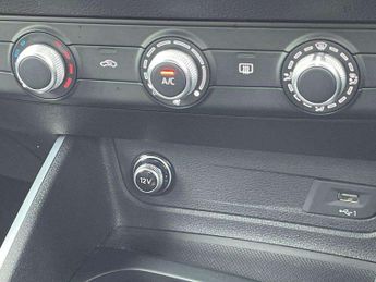 Audi Q2 35 TFSI S Line 5dr S Tronic