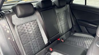 Volkswagen T-Roc 1.5 TSI R-Line 5dr DSG