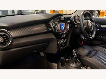 MINI Hatchback 5dr 1.5 Cooper Exclusive II 5dr Auto