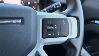 Land Rover Defender 3.0 D300 X-Dynamic HSE 90 3dr Auto