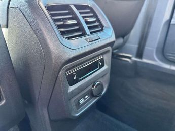 Volkswagen Tiguan 2.0 TDI R-Line 5dr DSG