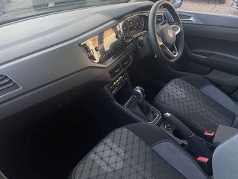 Volkswagen Polo 1.0 TSI 115 R-Line 5dr DSG