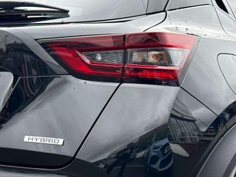 Nissan Juke 1.6 Hybrid N-Connecta 5dr Auto