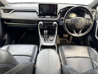 Toyota RAV4 2.5 VVT-i Hybrid Dynamic 5dr CVT