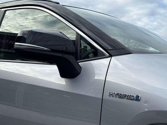 Toyota RAV4 2.5 VVT-i Hybrid Dynamic 5dr CVT