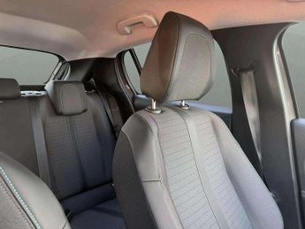 Peugeot 208 1.2 PureTech 100 Allure Premium 5dr EAT8
