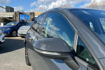 Volkswagen Golf 1.5 eTSI 150 Active 5dr DSG