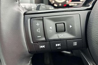 Nissan Qashqai 1.3 DiG-T MH 158 N-Connecta 5dr Xtronic