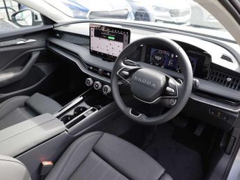 Skoda Superb 1.5 TSI iV SE L DSG 5dr