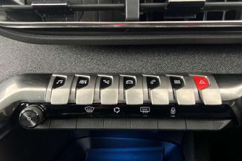 Peugeot 3008 1.2 PureTech Allure Premium 5dr EAT8