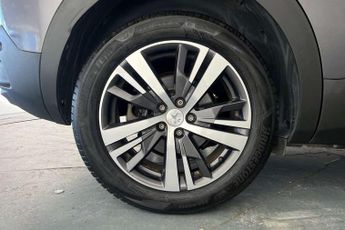 Peugeot 3008 1.2 PureTech Allure Premium 5dr EAT8