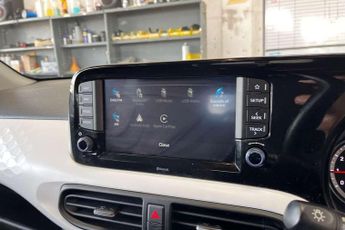 Hyundai i10 1.0 MPi Premium 5dr Auto