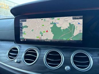 Mercedes-Benz E-Class E220d AMG Line Edition Premium 4dr 9G-Tronic