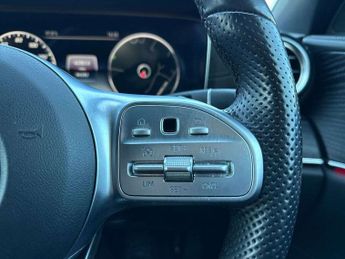 Mercedes-Benz E-Class E220d AMG Line Edition Premium 4dr 9G-Tronic